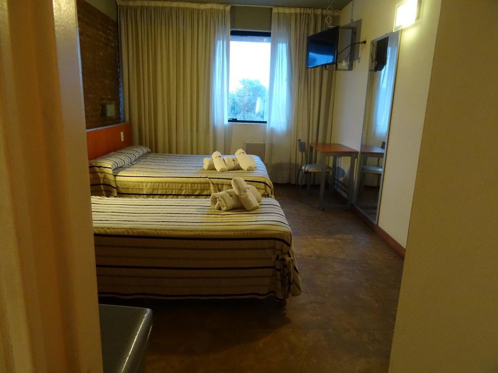 Hotel Necof Rosario Bilik gambar