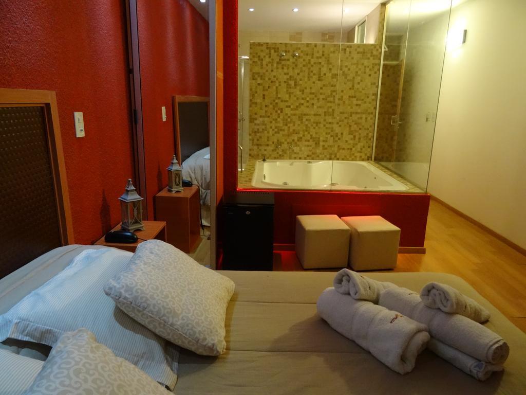 Hotel Necof Rosario Bilik gambar