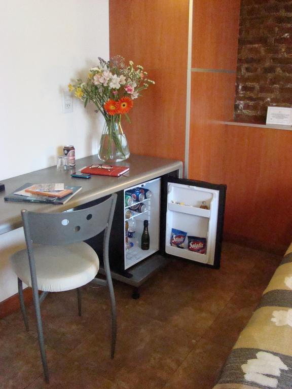 Hotel Necof Rosario Bilik gambar